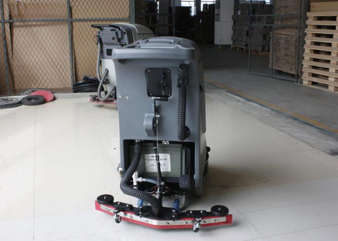 専門の電池式の床のスクラバーのクリーニング機械別のサイズ 0