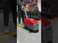 FS17Bの床洗浄機は簡単に折りたたまれ,保管できます.